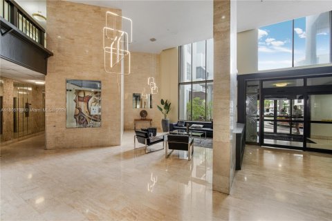 Condo in Aventura, Florida, 1 bedroom  № 1226223 - photo 21