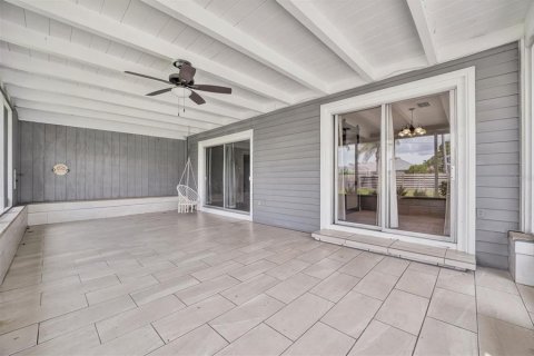 Villa ou maison à vendre à Sarasota, Floride: 3 chambres, 121.52 m2 № 1368235 - photo 21