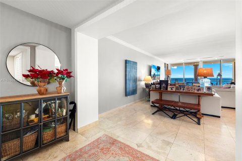 Condominio en venta en Key Biscayne, Florida, 3 dormitorios, 340.02 m2 № 962260 - foto 3
