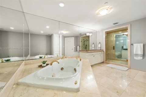 Condominio en venta en Key Biscayne, Florida, 3 dormitorios, 340.02 m2 № 962260 - foto 25