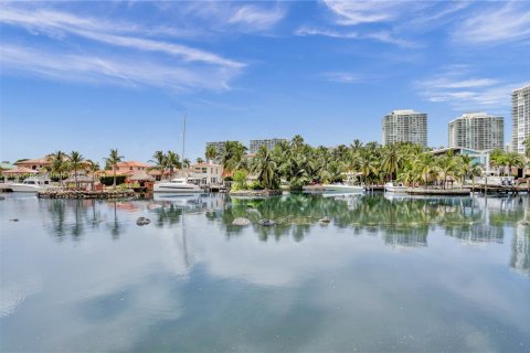 Condo in Sunny Isles Beach, Florida, 3 bedrooms  № 1293456 - photo 28