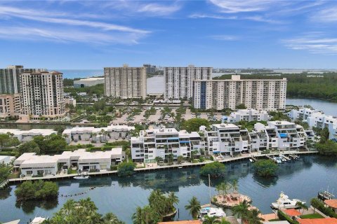 Condo in Sunny Isles Beach, Florida, 3 bedrooms  № 1293456 - photo 7