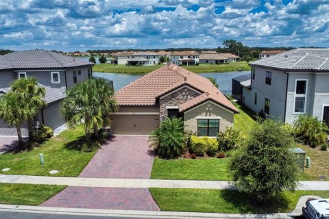 Villa ou maison à vendre à Kissimmee, Floride: 4 chambres, 222.87 m2 № 1302174 - photo 9