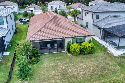 Villa ou maison à vendre à Kissimmee, Floride: 4 chambres, 222.87 m2 № 1302174 - photo 6