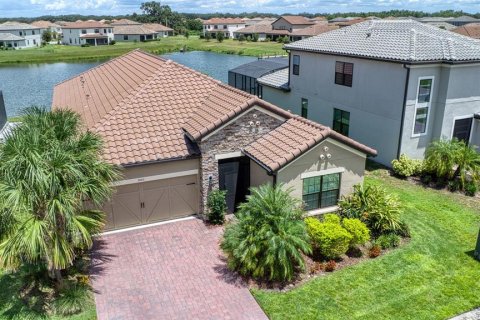 Villa ou maison à vendre à Kissimmee, Floride: 4 chambres, 222.87 m2 № 1302174 - photo 5