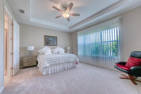 Villa ou maison à vendre à Kissimmee, Floride: 4 chambres, 222.87 m2 № 1302174 - photo 16