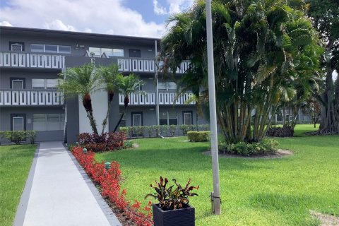 Condominio en venta en Boca Raton, Florida, 1 dormitorio, 55.74 m2 № 1223298 - foto 2