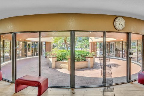 Copropriété à vendre à Sunrise, Floride: 1 chambre, 69.31 m2 № 1223440 - photo 29