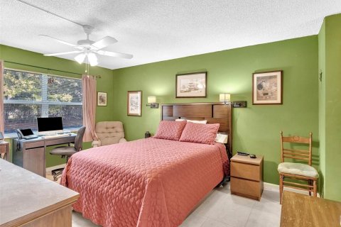 Condo in Sunrise, Florida, 1 bedroom  № 1223440 - photo 15