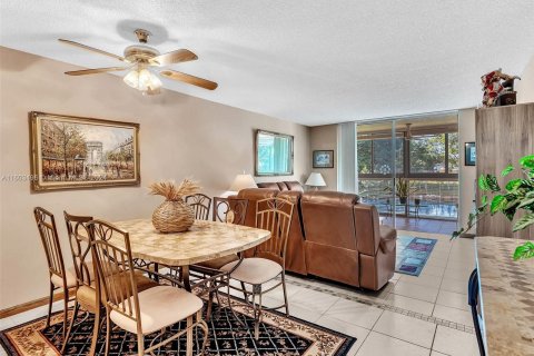 Copropriété à vendre à Sunrise, Floride: 1 chambre, 69.31 m2 № 1223440 - photo 7