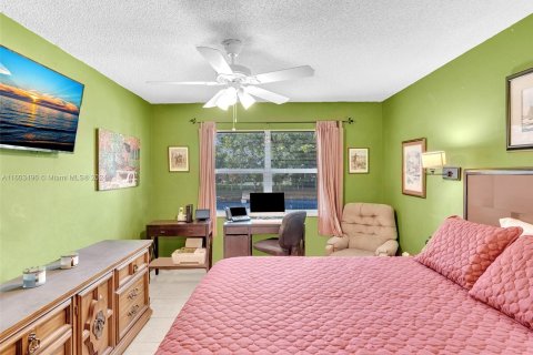 Copropriété à vendre à Sunrise, Floride: 1 chambre, 69.31 m2 № 1223440 - photo 16