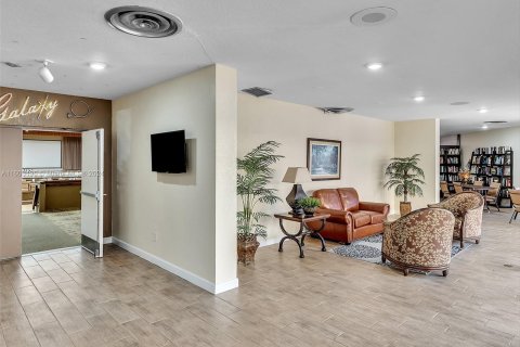 Copropriété à vendre à Sunrise, Floride: 1 chambre, 69.31 m2 № 1223440 - photo 30