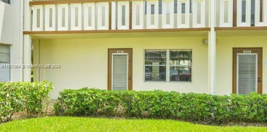 Condo in Boca Raton, Florida, 2 bedrooms  № 1320607