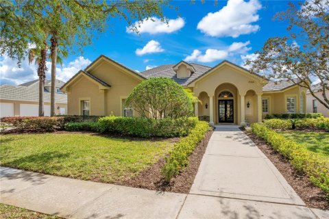 Casa en venta en Orlando, Florida, 5 dormitorios, 354.89 m2 № 1131996 - foto 2