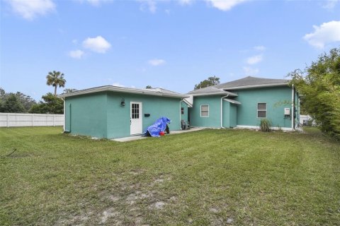 House in DeLand, Florida 3 bedrooms, 159.23 sq.m. № 1425903 - photo 10