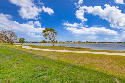 Condo in West Palm Beach, Florida, 1 bedroom  № 1009713 - photo 26