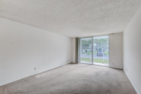 Copropriété à vendre à West Palm Beach, Floride: 1 chambre, 65.4 m2 № 1009713 - photo 16