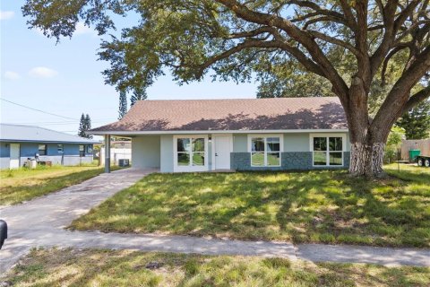 Villa ou maison à vendre à Cocoa, Floride: 3 chambres, 136.57 m2 № 1371632 - photo 2