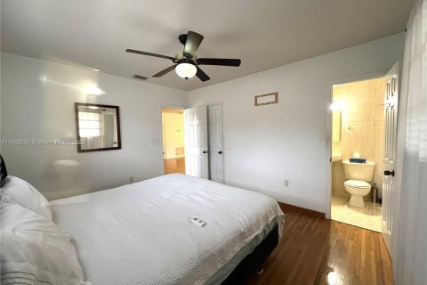 Casa en venta en Miami, Florida, 3 dormitorios, 114.92 m2 № 1365683 - foto 26