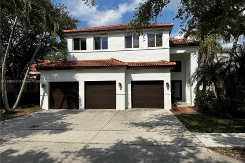 Villa ou maison à vendre à Weston, Floride: 6 chambres, 246.38 m2 № 1365725 - photo 1