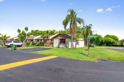 Touwnhouse à louer à Homestead, Floride: 3 chambres, 98.76 m2 № 1365640 - photo 8