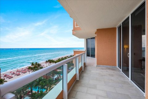 Apartamento en alquiler en Sunny Isles Beach, Florida, 3 dormitorios, 254.18 m2 № 929174 - foto 20