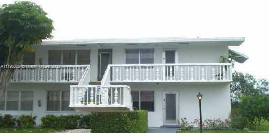 Condo in West Palm Beach, Florida, 1 bedroom  № 3786