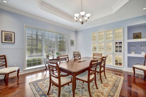 House in Key Biscayne, Florida 7 bedrooms, 513.56 sq.m. № 1269260 - photo 6