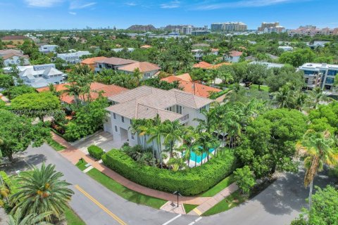 Villa ou maison à vendre à Key Biscayne, Floride: 7 chambres, 513.56 m2 № 1269260 - photo 2