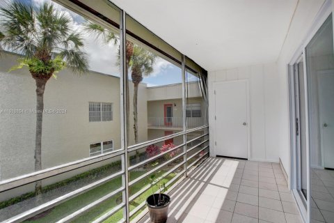 Copropriété à vendre à Delray Beach, Floride: 2 chambres, 84.26 m2 № 1269186 - photo 15