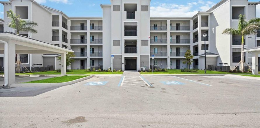 Condominio en Venice, Florida, 2 dormitorios  № 1399184