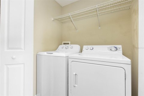 Condo in Tampa, Florida, 2 bedrooms  № 1419379 - photo 15