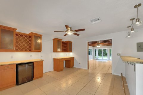 Villa ou maison à vendre à Pompano Beach, Floride: 3 chambres, 249.44 m2 № 1004921 - photo 13