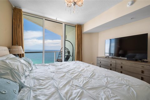 Copropriété à louer à Sunny Isles Beach, Floride: 1 chambre, 92.9 m2 № 1368899 - photo 13