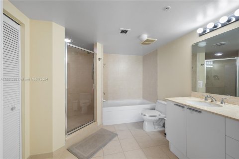 Copropriété à louer à Sunny Isles Beach, Floride: 1 chambre, 92.9 m2 № 1368899 - photo 17