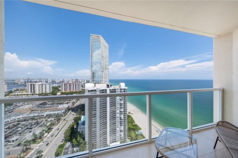 Copropriété à louer à Sunny Isles Beach, Floride: 1 chambre, 92.9 m2 № 1368899 - photo 9