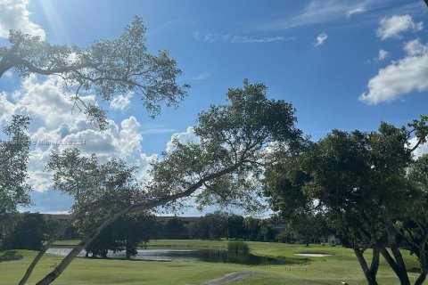 Condo in Pembroke Pines, Florida, 1 bedroom  № 1368896 - photo 18