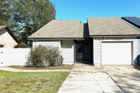 Villa ou maison à louer à Jacksonville, Floride: 2 chambres, 112.41 m2 № 812581 - photo 1