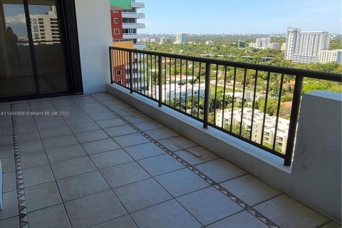 Copropriété à vendre à Miami, Floride: 1 chambre, 96.8 m2 № 758822 - photo 6