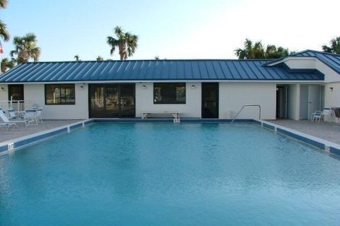 Condo in Hutchinson Island South, Florida, 2 bedrooms  № 1005072 - photo 10
