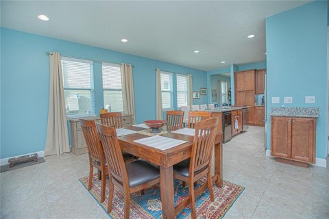 Villa ou maison à vendre à Kissimmee, Floride: 8 chambres, 316.98 m2 № 1300067 - photo 13