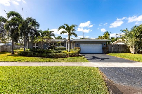 House in Fort Lauderdale, Florida 4 bedrooms, 169.83 sq.m. № 1000160 - photo 16