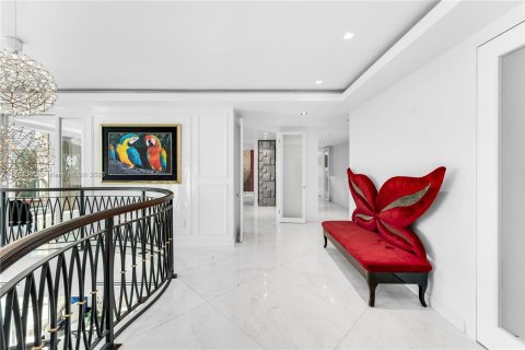 Condo in Miami Beach, Florida, 3 bedrooms  № 887753 - photo 25