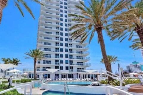 Hotel en venta en Fort Lauderdale, Florida, 49.52 m2 № 694836 - foto 12