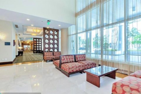 Hotel en venta en Fort Lauderdale, Florida, 49.52 m2 № 694836 - foto 10
