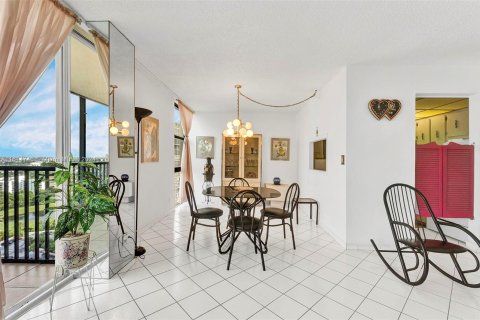 Copropriété à vendre à Aventura, Floride: 1 chambre, 96.43 m2 № 1282637 - photo 19