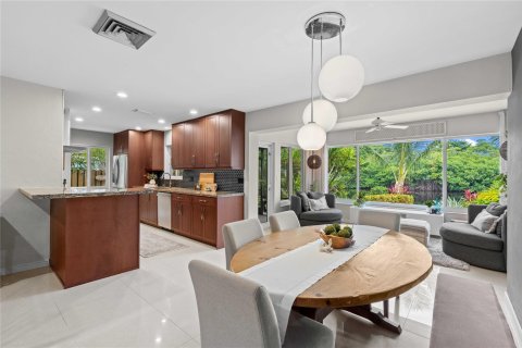 Casa en venta en Wilton Manors, Florida, 3 dormitorios, 134.34 m2 № 1207367 - foto 22