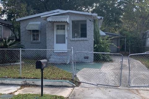 House in Jacksonville, Florida 3 bedrooms, 74.32 sq.m. № 818165 - photo 1