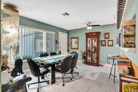 Villa ou maison à vendre à Hollywood, Floride: 3 chambres, 129.41 m2 № 1154234 - photo 27