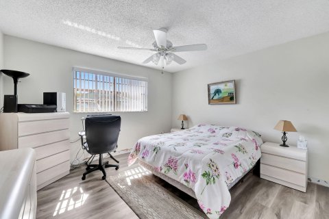 Copropriété à vendre à Stuart, Floride: 2 chambres, 81.38 m2 № 1101163 - photo 8
